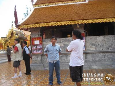 Sightseeing, Handicrafts, Shopping | Chiang Mai Trekking | The best trekking in Chiang Mai with Piroon Nantaya
